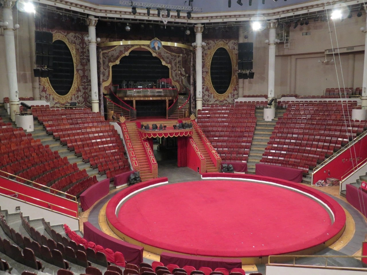 Цирк Никулина