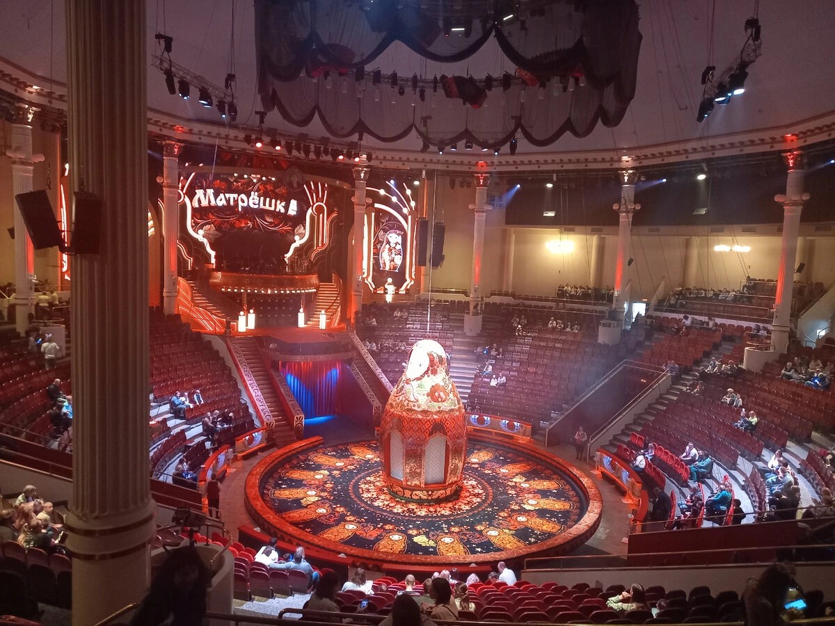 Как здание на Цветном бульваре пережило войну